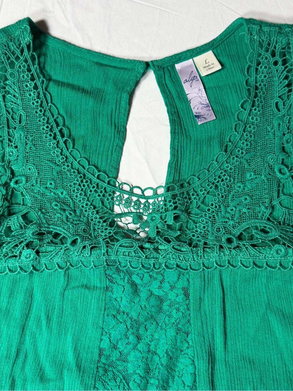 Alya Green Lace Sleeveless Boho Top - Size L - Picture 2 of 6